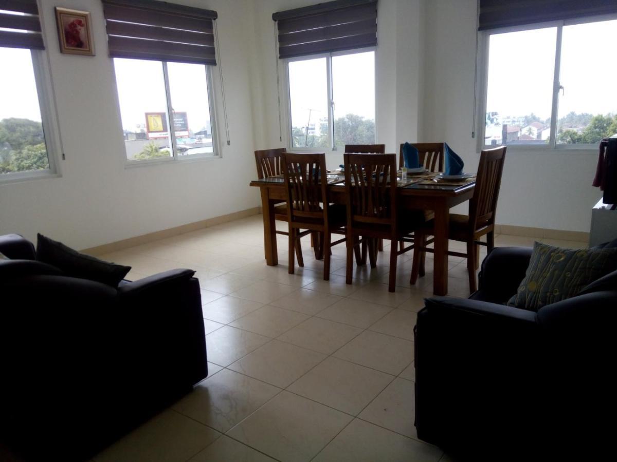 Ferienwohnung Ocean Pebbles Dehiwala-Mount Lavinia Exterior foto