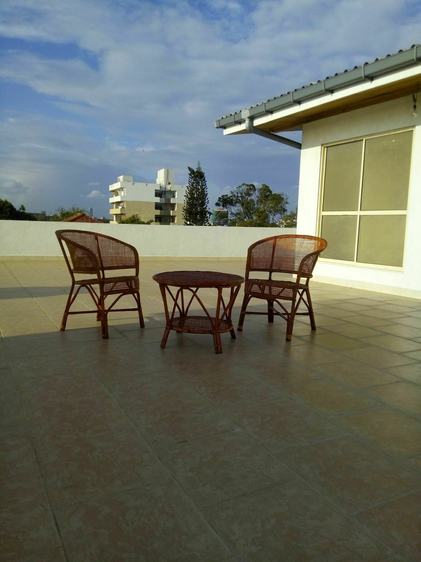 Ferienwohnung Ocean Pebbles Dehiwala-Mount Lavinia Exterior foto