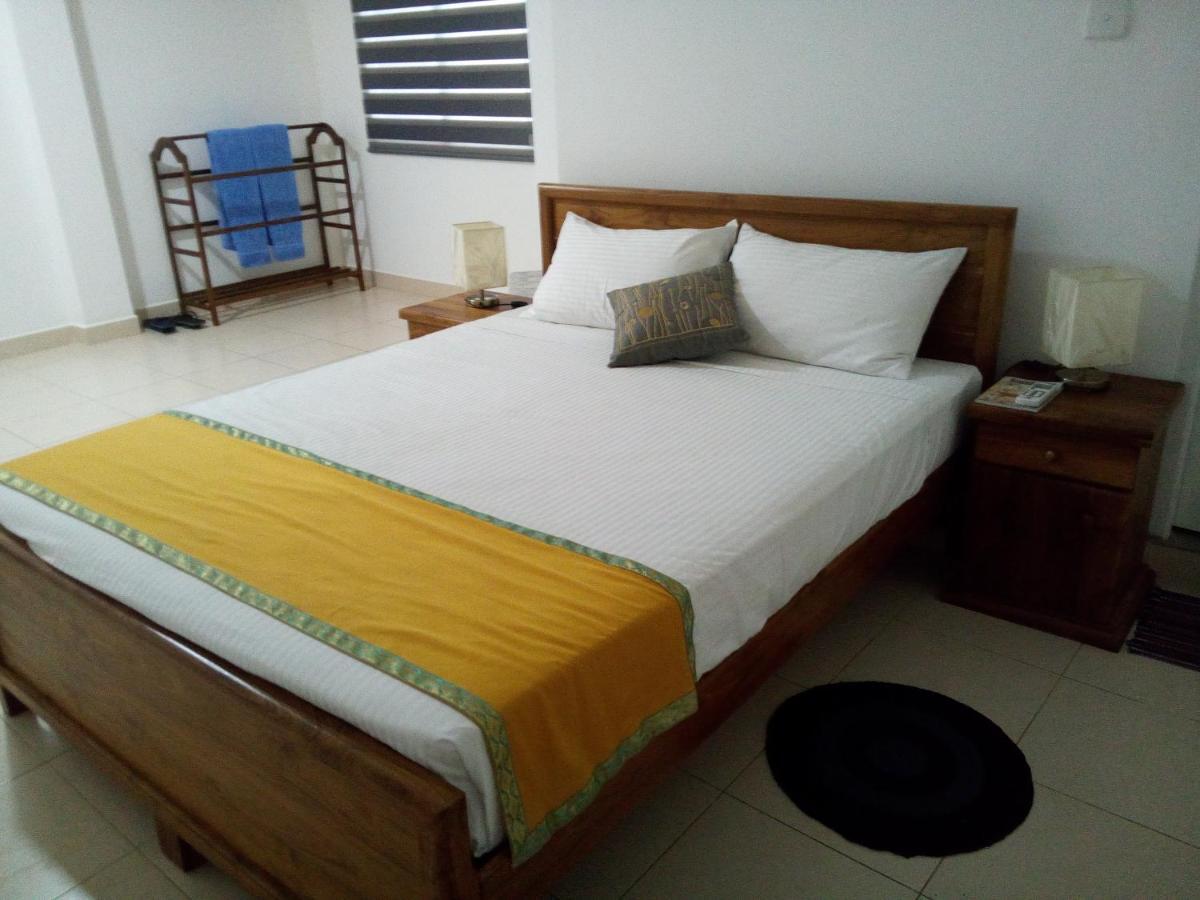 Ferienwohnung Ocean Pebbles Dehiwala-Mount Lavinia Exterior foto